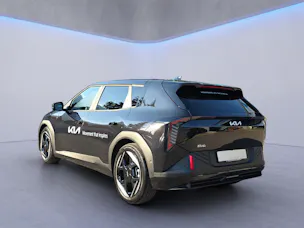 Kia EV4 81 kWh Earth+