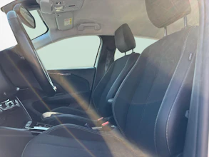 https://vehicle.imgix.net/4378397/1814bb94-ec73-4635-b65c-e28bb1c0962b.jpg