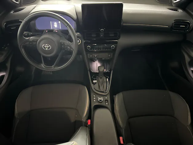 Toyota Yaris Cross 1.5 VVT-i HSD Premium AWD-i