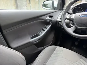FORD Focus 1.0i EcoB 125 Titanium