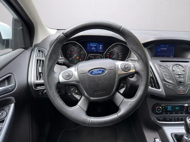 FORD Focus 1.0i EcoB 125 Titanium
