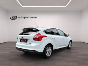 FORD Focus 1.0i EcoB 125 Titanium