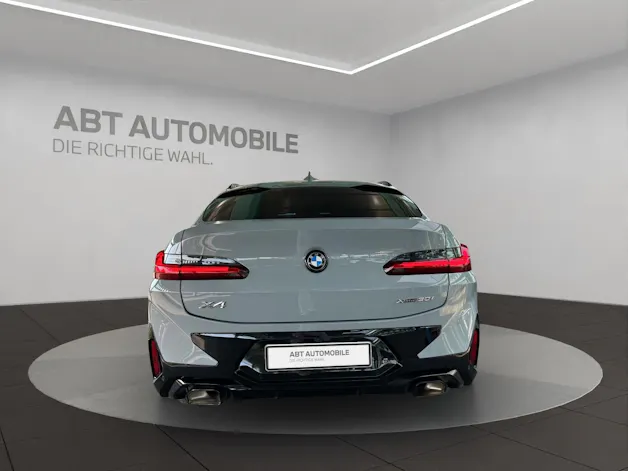 BMW X4 30i xDrive SAG