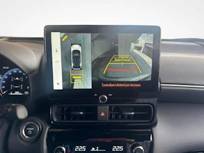https://vehicle.imgix.net/4378483/5a1760ef-cbdb-4ed3-a7f6-23173972ee25.jpg