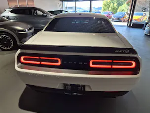 Dodge USA Challenger 6.2 V8 SC HEMI SRT Hellcat