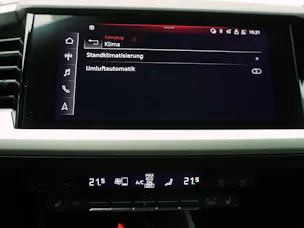 AUDI Q4 e-tron 45 quattro
