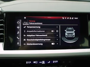 AUDI Q4 e-tron 45 quattro