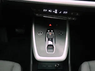 AUDI Q4 e-tron 45 quattro