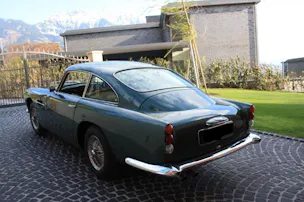 ASTON MARTIN Series V