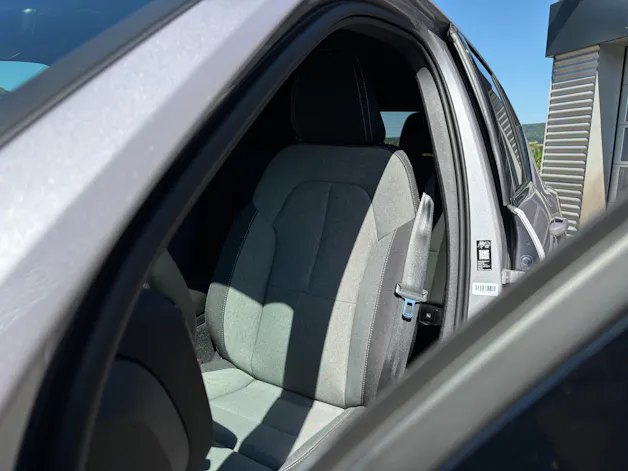 Volvo XC40 2.0 B4 MH Plus Dark