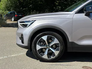 Volvo XC40 2.0 B4 MH Plus Dark