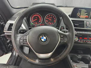 BMW 220i Luxury Line Steptronic