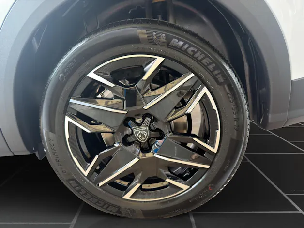 PEUGEOT 5008 145 e-DCS6 GT