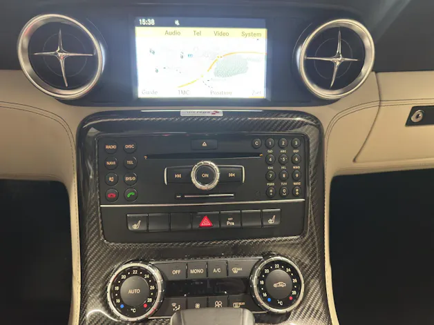 Mercedes-Benz SLS 63 AMG Speedshift