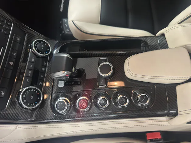 Mercedes-Benz SLS 63 AMG Speedshift