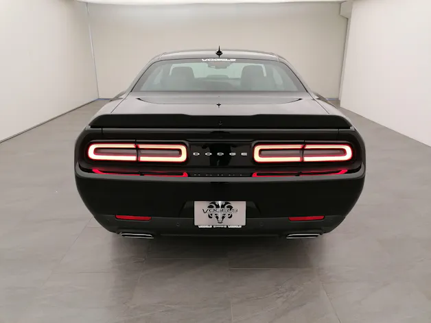 Dodge Challenger 5.7 R/T Shaker
