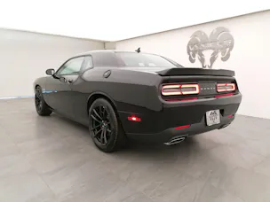 Dodge Challenger 5.7 R/T Shaker