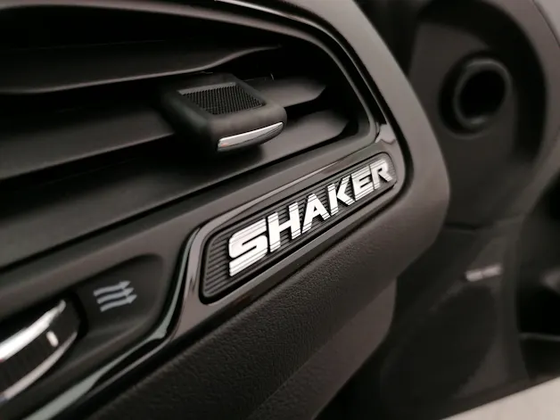 Dodge Challenger 5.7 R/T Shaker