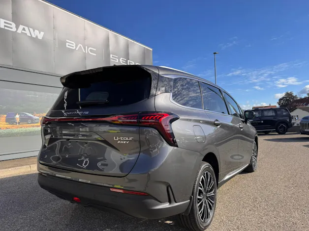 FORTHING 4 U-Tour 1.5 T GDI PHEV