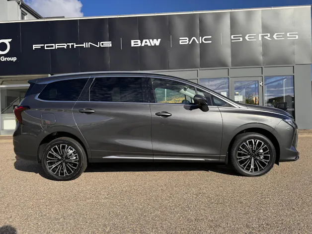 FORTHING 4 U-Tour 1.5 T GDI PHEV