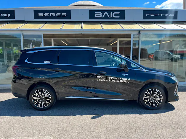 FORTHING 4 U-Tour 1.5 T GDI PHEV