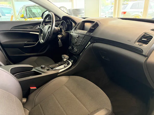 Opel Insignia 2.0 Turbo Cosmo Automatic | CH Fahrzeug | MFK 05/2026 |