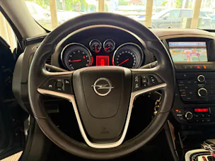 Opel Insignia 2.0 Turbo Cosmo Automatic | CH Fahrzeug | MFK 05/2026 |