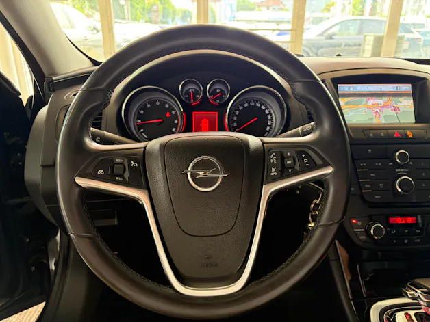 Opel Insignia 2.0 Turbo Cosmo Automatic | CH Fahrzeug | MFK 05/2026 |