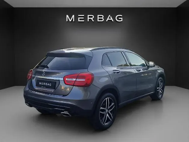MERCEDES-BENZ GLA 250 Urban 4Matic