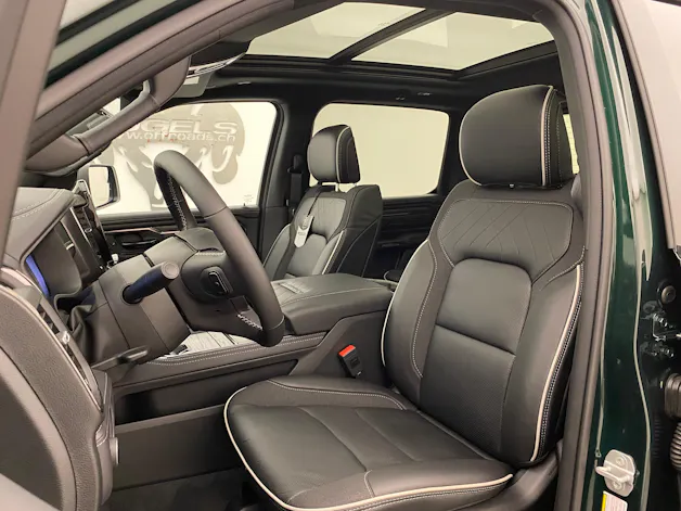 Dodge Ram 1500 5.7 Limited Night eTorque MY 2026