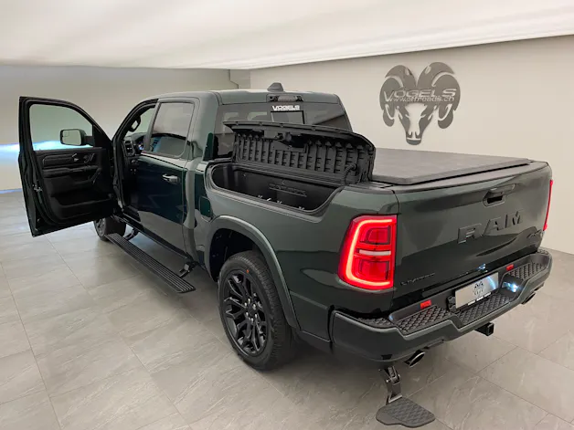 Dodge Ram 1500 5.7 Limited Night eTorque MY 2026