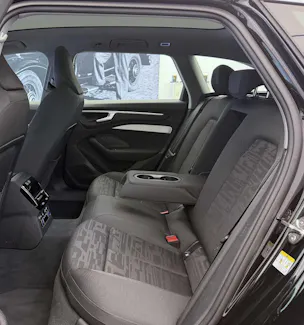 Audi A6 Avant TDI quattro 150 kW S tronic