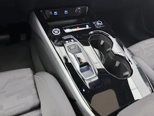 Audi A6 Avant TDI quattro 150 kW S tronic