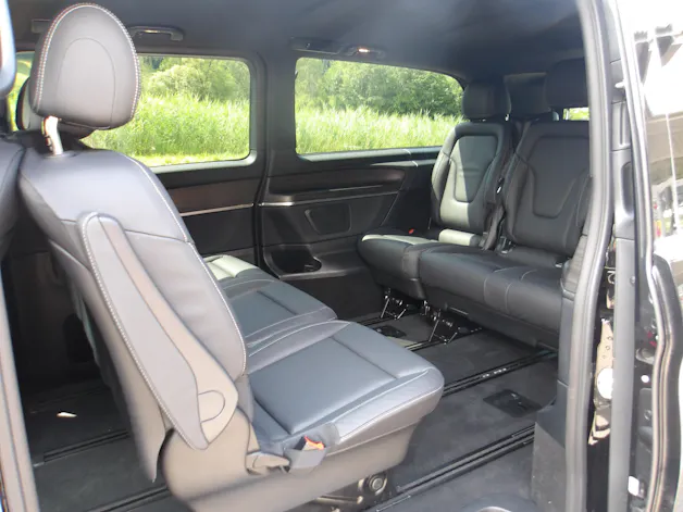 Mercedes-Benz V 300 d lang Style 9G-Tronic