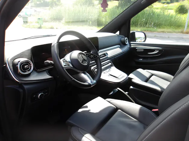 Mercedes-Benz V 300 d lang Style 9G-Tronic