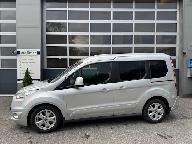 Ford Tourneo Connect 1.6 SCTi Titanium Automatic