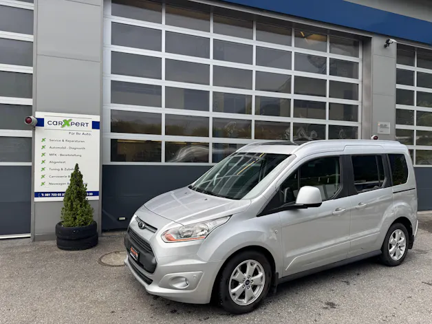Ford Tourneo Connect 1.6 SCTi Titanium Automatic
