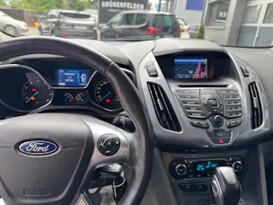 Ford Tourneo Connect 1.6 SCTi Titanium Automatic