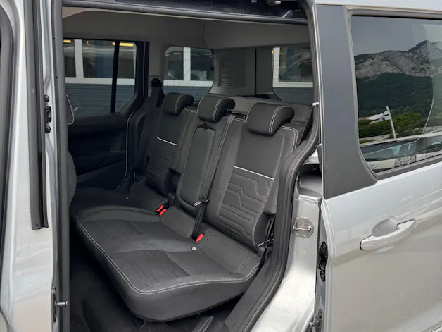 Ford Tourneo Connect 1.6 SCTi Titanium Automatic