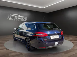 Peugeot 308 SW 2.0 BlueHDI Allure Automatic | CH | MFK 05/2025 |