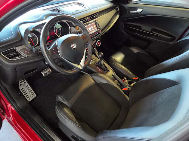 Alfa Romeo Giulietta 1750 TBi Quadrifogl. Verde TCT