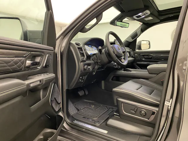 Dodge Ram 1500 5.7 Limited Night eTorque MY 2026