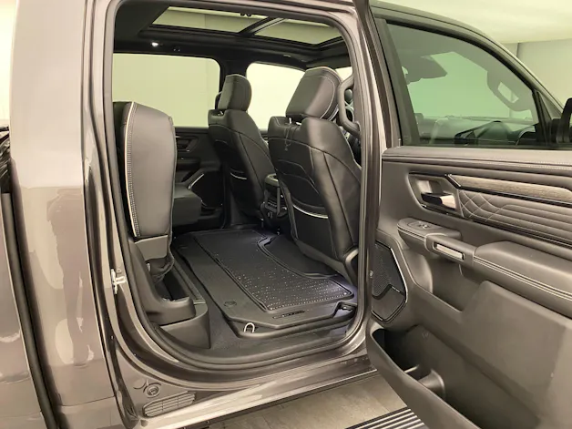 Dodge Ram 1500 5.7 Limited Night eTorque MY 2026