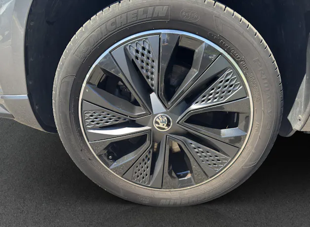 Škoda Karoq 1.5 TSI SportLine DSG