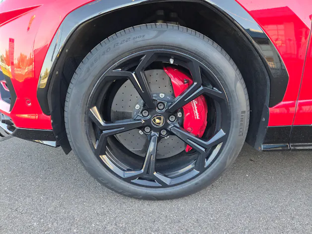 Lamborghini Urus E-Gear