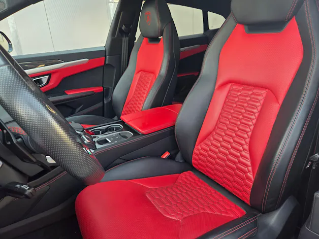 Lamborghini Urus E-Gear