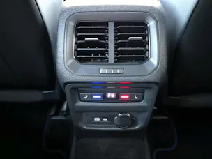 VW Tiguan 2.0TSI R 4Motion DSG Deepblack Perleffekt