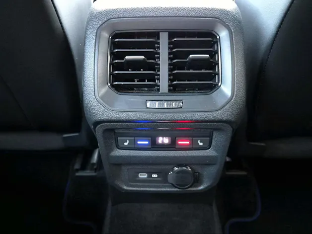 VW Tiguan 2.0TSI R 4Motion DSG Deepblack Perleffekt