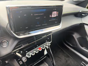 Peugeot 208 NEW 1.2 MHEV 145 GT