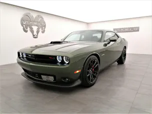 Dodge Challenger 5.7 R/T Shaker